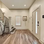 Cottage Chic- Less Than 5 Mins To Plaza District