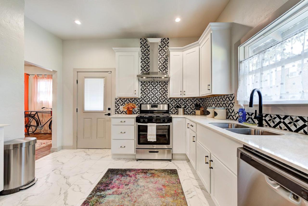 Holiday home Chic- Less Than 5 Mins To Plaza District