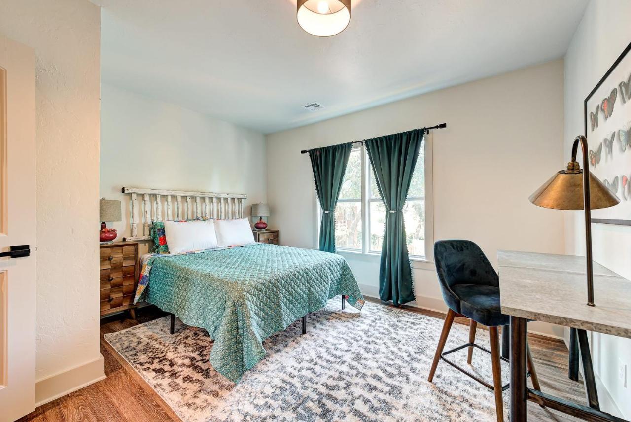 Holiday home Chic- Less Than 5 Mins To Plaza District *